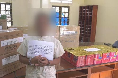 Vận chuyển hơn 160kg pháo hoa nổ, ba đối tượng bị khởi tố