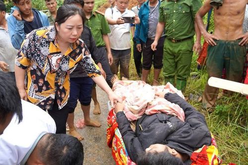 Giải cứu nam thanh niên bị lũ cuốn trôi ở Hà Giang