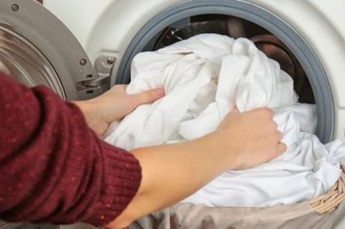 Nhiệt độ tốt nhất mà bạn nên sử dụng khi giặt ga trải giường để ga thật sự sạch