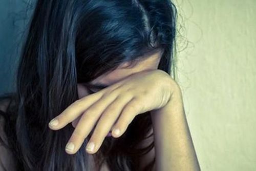 Bị bắt vì nhiều lần đưa bạn gái 15 tuổi đến nhà nghỉ 'quan hệ'