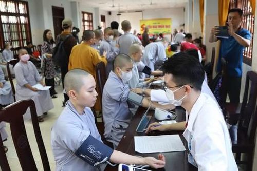 Lan tỏa tinh thần nhân văn của đạo Phật qua nghĩa cử hiến máu nhân đạo