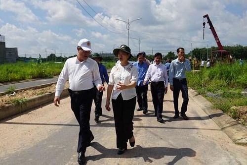 Phó Chủ tịch Trương Thị Ngọc Ánh thị sát khu tái định cư sân bay Long Thành