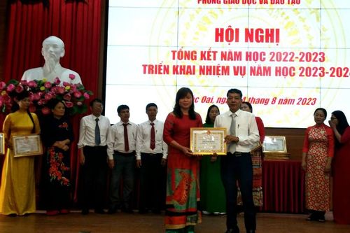 Ngành GD&ĐT huyện Quốc Oai đạt kết quả toàn diện trong năm học 2022 - 2023