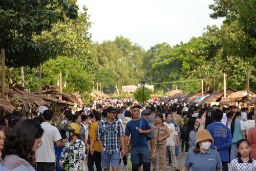 Giải pháp nào để phát triển du lịch tỉnh Đồng Tháp?