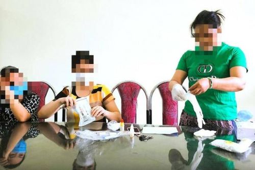 Xử phạt Trưởng nhóm 'Bông hồng đen' 7,5 triệu đồng