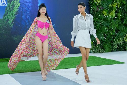 Á hậu Thạch Thu Thảo: Luôn mong muốn là một phiên bản tốt hơn mỗi ngày