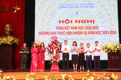 Ngành Giáo dục Hoàn Kiếm tiếp tục khẳng định vị thế dẫn đầu Thủ đô