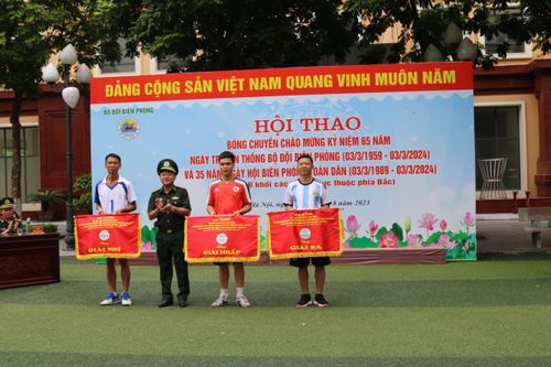 Đội bóng chuyền Bộ Tham mưu giành giải Nhất bảng B Hội thao bóng chuyển khối các đơn vị trực thuộc phía Bắc năm 2023