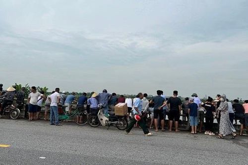 Tập bơi trên sông Cái, cô gái 19 tuổi và người chú tử vong