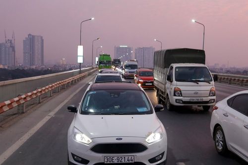 Cầu Thăng Long cấm xe qua tầng 2 trong 3 đêm để phục vụ kiểm định
