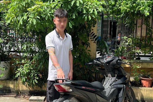 Thanh niên trộm xe máy rồi đến công an đầu thú