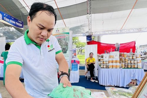 Cách Bình Định đưa các sản phẩm OCOP 'bay xa'