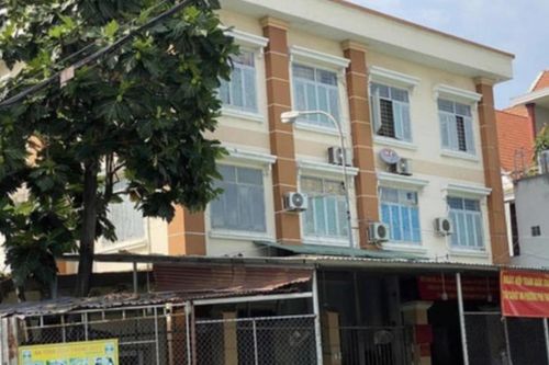 13 cựu công an phường hầu tòa vì yêu cầu người vi phạm 'chung chi'