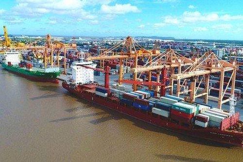 Trong 7 tháng đầu năm, cảng biển Việt Nam đón gần 60.000 lượt tàu