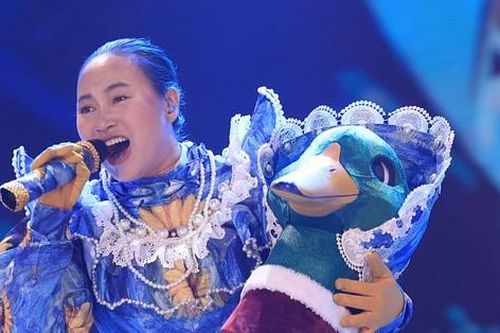 Không tin nổi Madame Vịt chính là 'Họa mi hót trong mưa' Khánh Linh, màn lộ diện gây tiếc nuối nhất Ca sĩ mặt nạ?