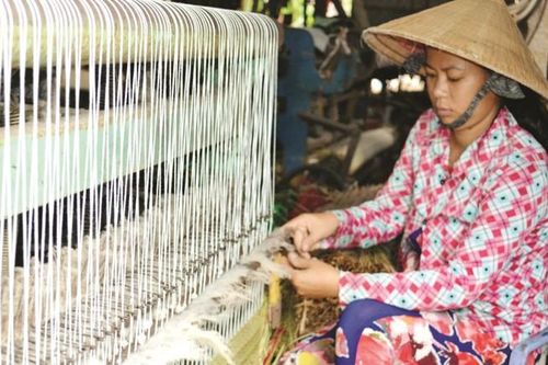 Vẫn còn nhiều rào cản đối với sự phát triển của phụ nữ dân tộc thiểu số
