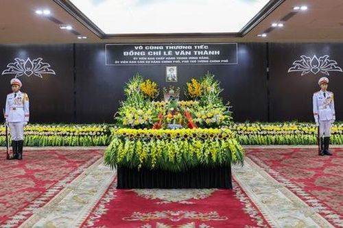 Tổ chức trọng thể Lễ tang Phó Thủ tướng Lê Văn Thành