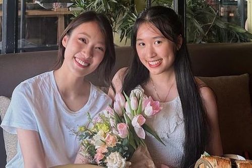 18 tuổi Khánh Vy dẫn thời sự, Jenny Huỳnh đậu ĐH top 3 thế giới: Hội ngộ quá đỉnh!