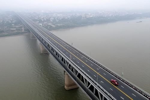 Cấm xe trên tầng 2 cầu Thăng Long 3 đêm để thử tải cầu