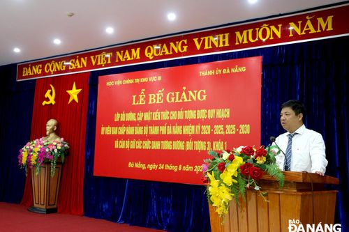 Nâng cao năng lực, tư duy chiến lược cho cán bộ