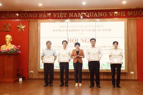 Đảng bộ Khối các cơ quan tỉnh Khánh Hòa: Kết nạp 105 đảng viên trong 6 tháng đầu năm 2023