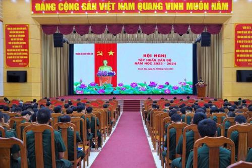 Trường Sĩ quan Thông tin tổ chức tập huấn cán bộ năm học 2023 - 2024