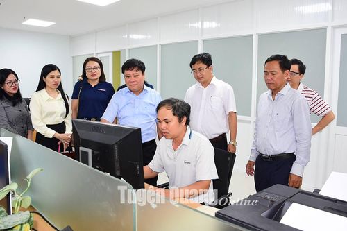 Báo Tuyên Quang học tập và trao đổi kinh nghiệm tại Báo Đồng Nai