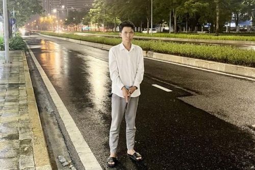Vờ mua xe SH, đòi đi thử rồi phóng mất