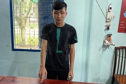 Bắt giữ đối tượng nổ nhiều phát súng trong chợ đêm