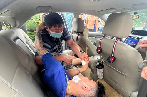 Nghi phạm kề dao, cướp tài sản tài xế taxi có thể đối diện khung hình phạt nào?