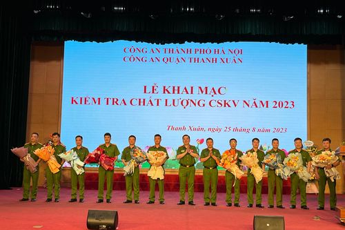 Cảnh sát khu vực quận Thanh Xuân nâng cao năng lực, hướng tới phục vụ nhân dân tốt nhất