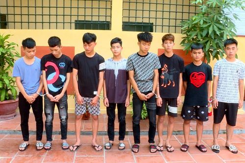 Chặn đứng nhóm thanh thiếu niên mang hung khí đi giải quyết mâu thuẫn