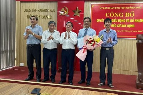 Trao quyết định bổ nhiệm 2 Tân Giám đốc Sở