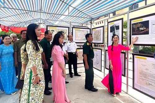 Vùng 5 Hải quân tuyên truyền biển, đảo, thu hút nguồn nhân lực tại Kiên Giang