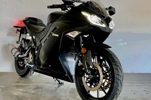 Cận cảnh Vemon X22 GT - mẫu xe 2 bánh 'độc dị'