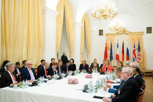 Kỳ 5: Giành quyền kiểm soát Iran - thành viên then chốt của OPEC