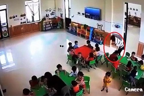 Cô giáo tát liên tiếp trẻ mầm non ở Ninh Bình bị phạt 7,5 triệu đồng