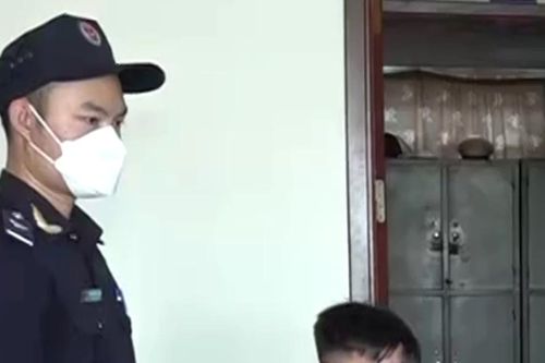 Bắt 3 đối tượng vận chuyển 1 bánh heroin