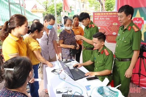 Địa phương đầu tiên ở Hương Sơn triển khai ngày hội chuyển đổi số