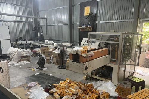 Phát hiện cơ sở gia công sản xuất giấy ăn giả