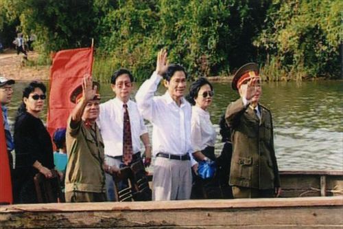 Đại tướng Võ Nguyên Giáp với con sông tuổi thơ