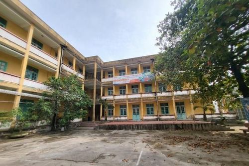 Bài 2: Sau nghi án 'mua bán học sinh', bất ngờ xuất hiện công ty thứ ba tự nguyện trả tiền