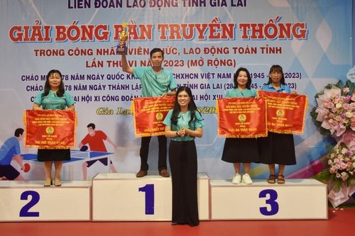 Pleiku giành giải nhất giải bóng bàn công nhân, viên chức tỉnh