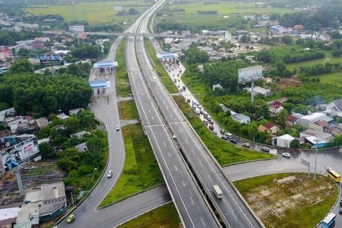 Mở thêm một cửa hầm đường bộ cao tốc Chí Thạnh - Vân Phong