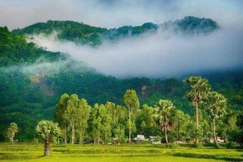 Điều chưa biết về vùng Sơn Cấm