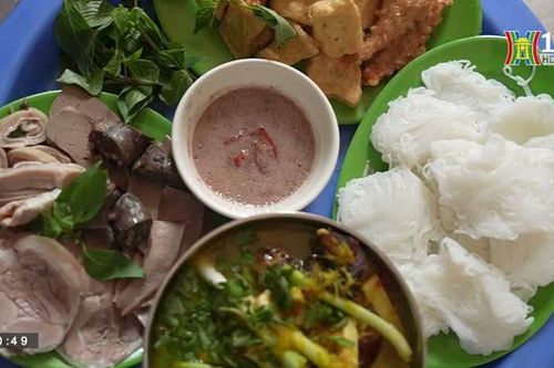 Dân dã bún đậu mắm tôm