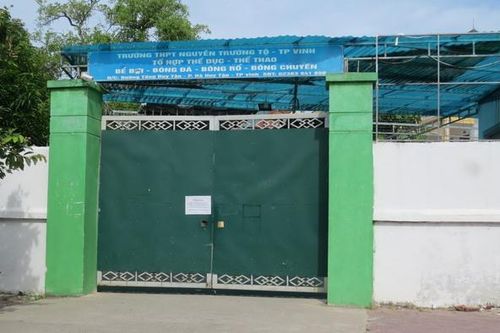 Vụ học sinh lớp 7 đuối nước trong bể bơi: Cơ quan Công an làm việc với nhà trường