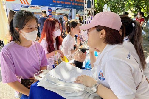Tự chủ đại học: Vẫn nhiều rào cản