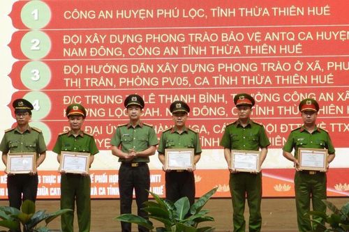 Phối hợp giữ vững an ninh trật tự vùng giáp ranh