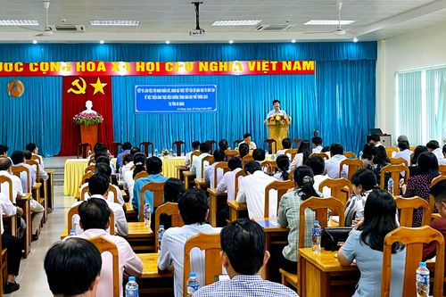 Bộ GD&ĐT khảo sát việc triển khai thực hiện Chương trình mới tại An Giang